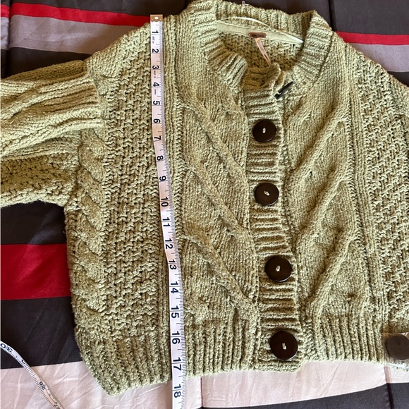Free People Bonfire cotton Cable Knit light green Cardigan XS NWT - Picture 6 of 7